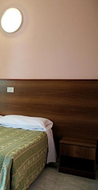 Hotel Rallye Milaan Kamer foto